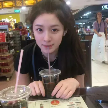 梁女士